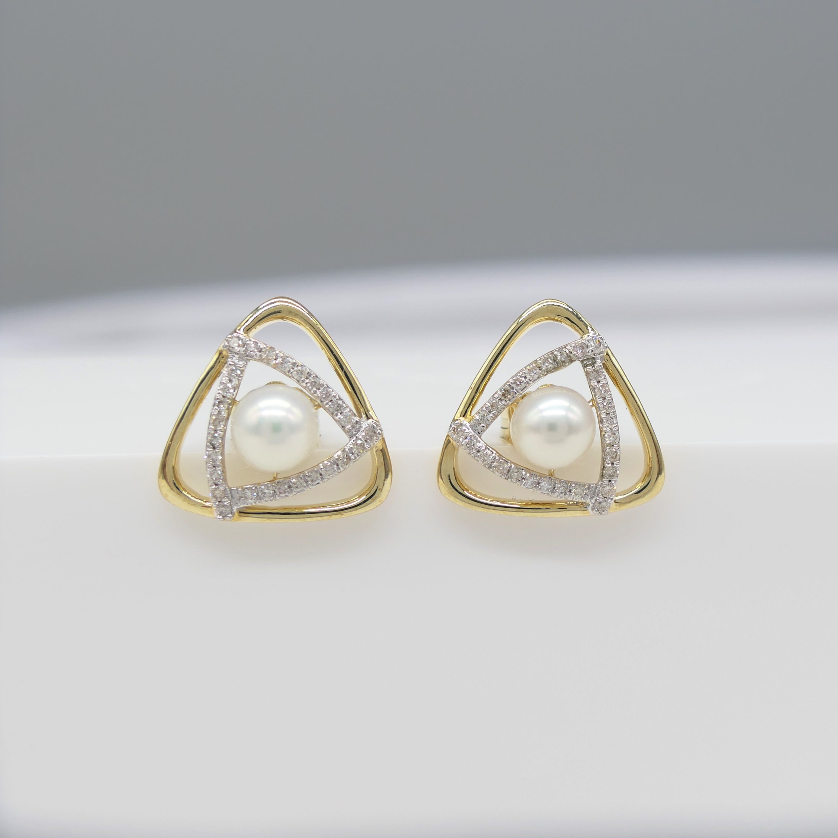 Pair of 9ct Yellow Gold Triangular Ear Studs Set With Cultured Pearls and Diamonds, Boxed