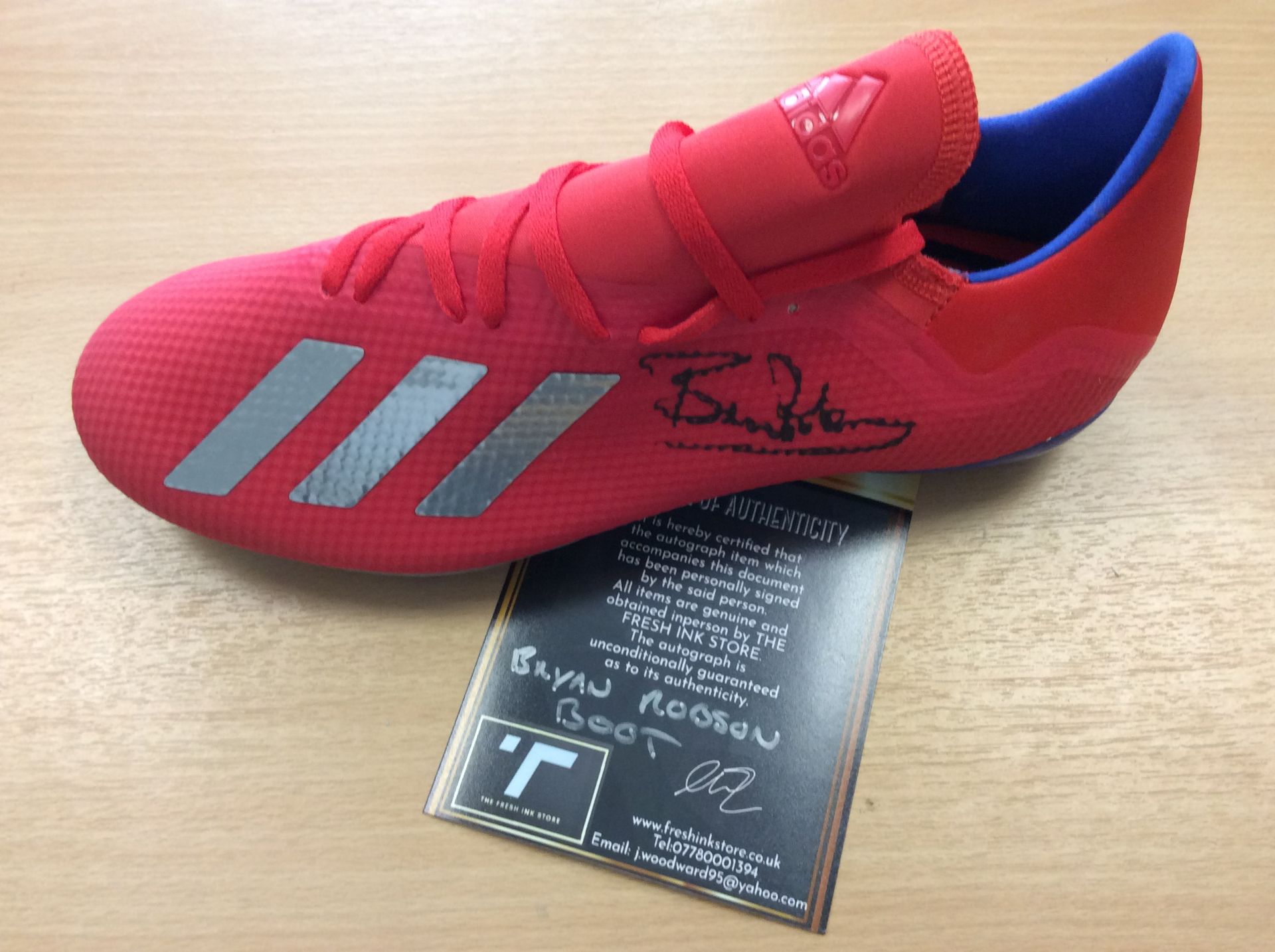 Bryan Robson Signed Football Boot - Image 2 of 2