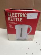 Morrisons Electric Kettle. RRP £19.99 - GRADE U