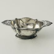 An Antique Edwardian Silver Drinking Cup Quaich, Hallmarked London 1903