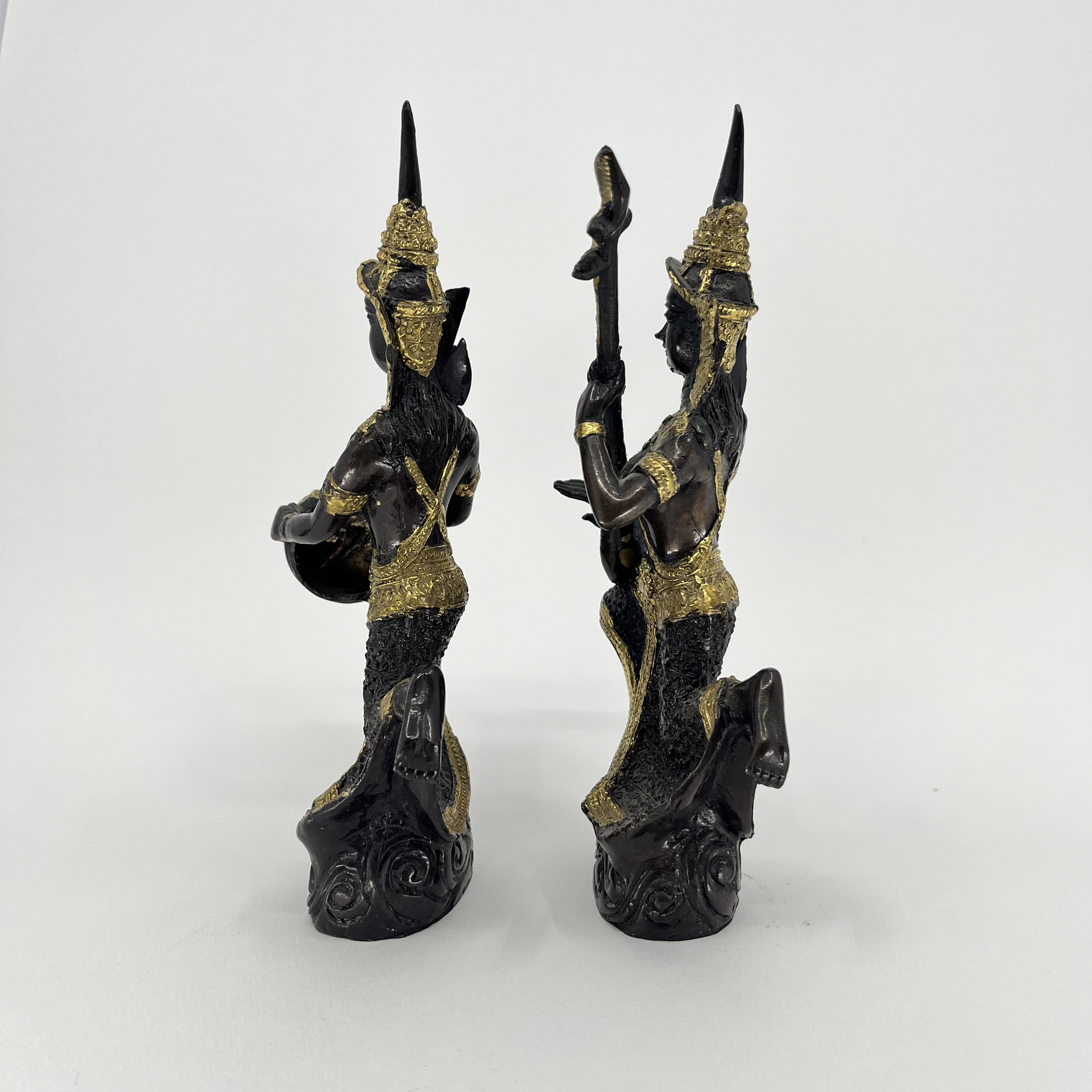 A Pair of Gilded Bronze Thai Theppanom Angel Temple Musician Figurines - Image 4 of 7
