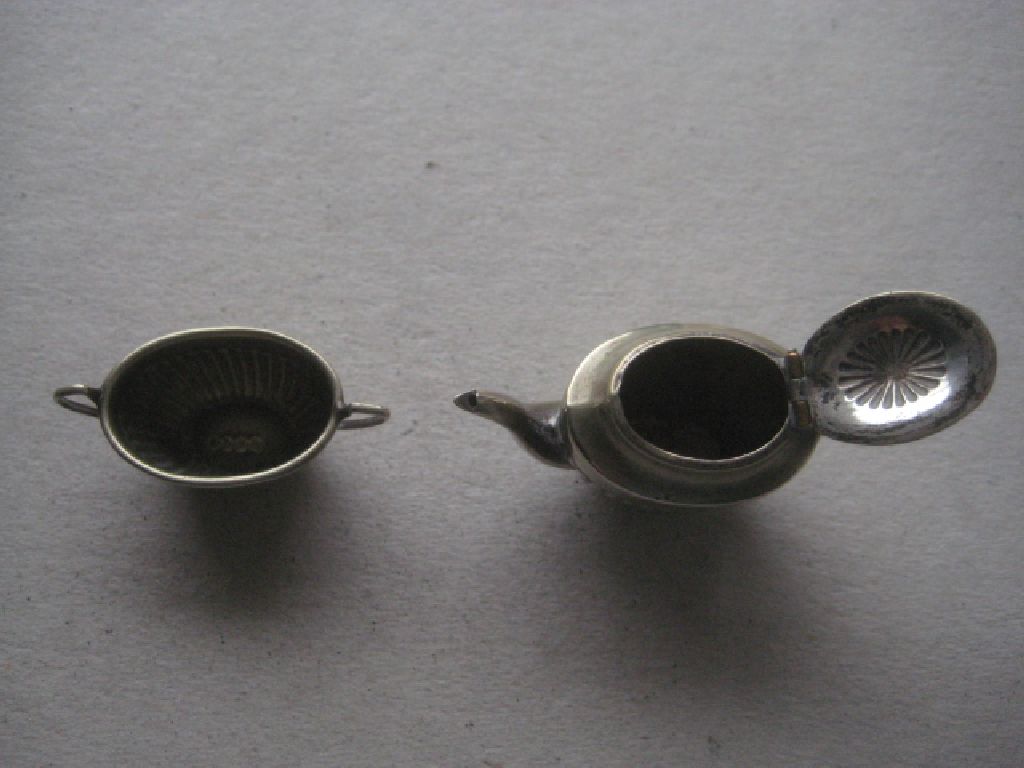 Antique Silver Plated EPNS Miniature Teapot and Sugar Bowl - Image 7 of 8