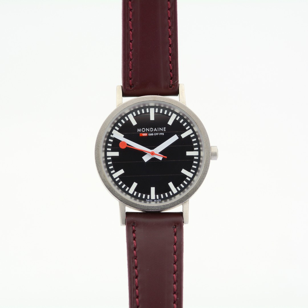 Mondaine / SBB CFF FFS SOLAR Official Swiss Railway Watch - (Unworn) Leather / Unisex - Image 2 of 9