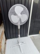 Kingfisher TX-1608B 40cm 16-Inch 3-Speed 45W White Standing Fan
