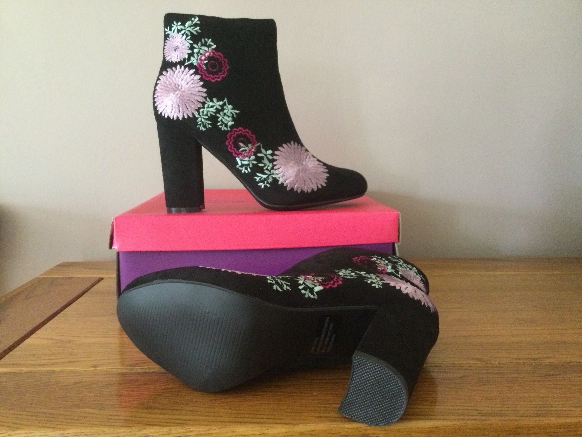 Dolcis “Felicity” Heeled Ankle Boots, Size 5, Black - NEW RRP £59.00 - Image 4 of 6