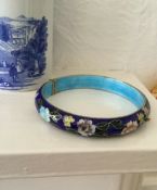 Vintage Flower Design Enamel Bangle Bracelet