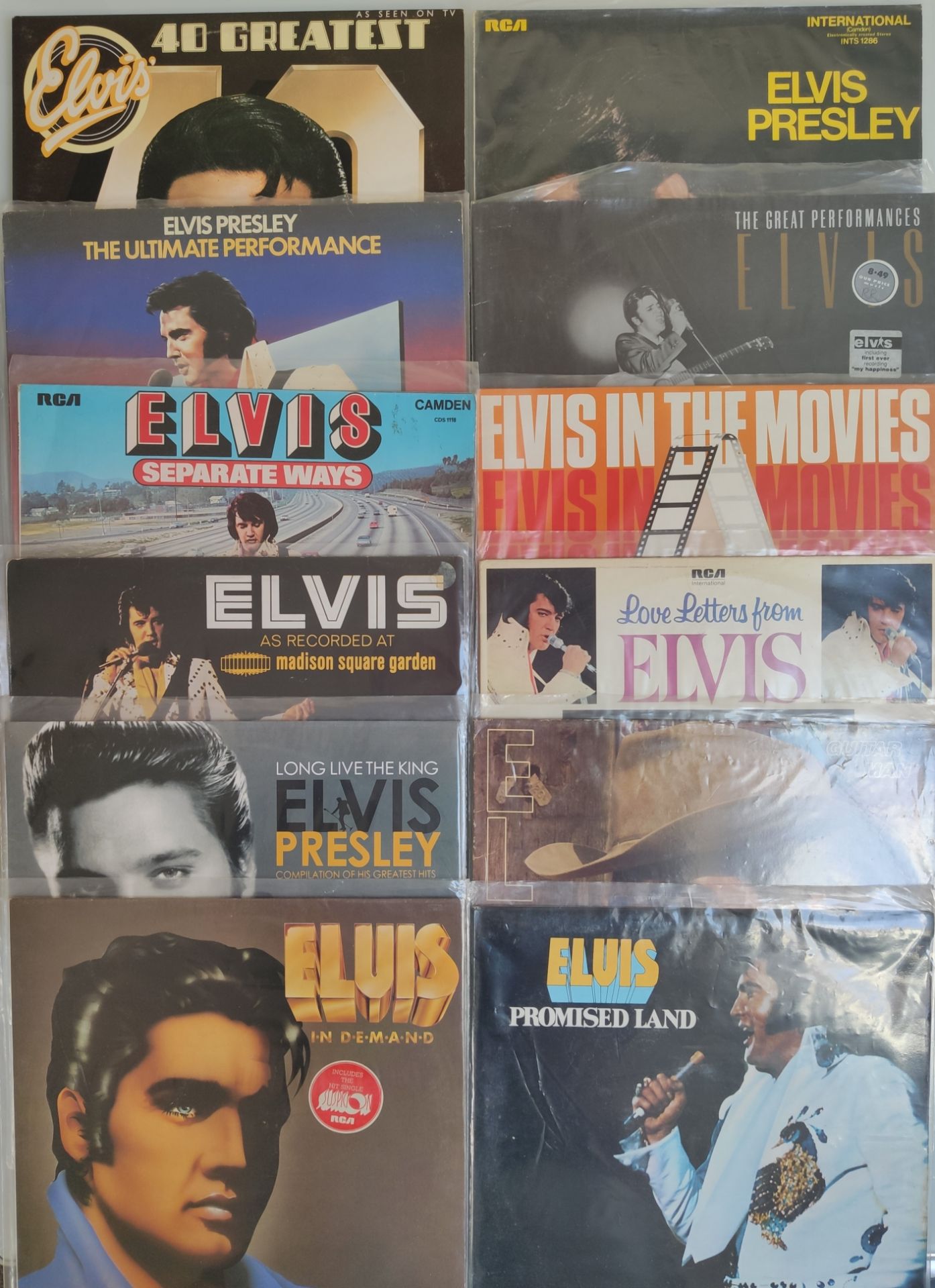 12 x Elvis Presley Vinyl LPs.