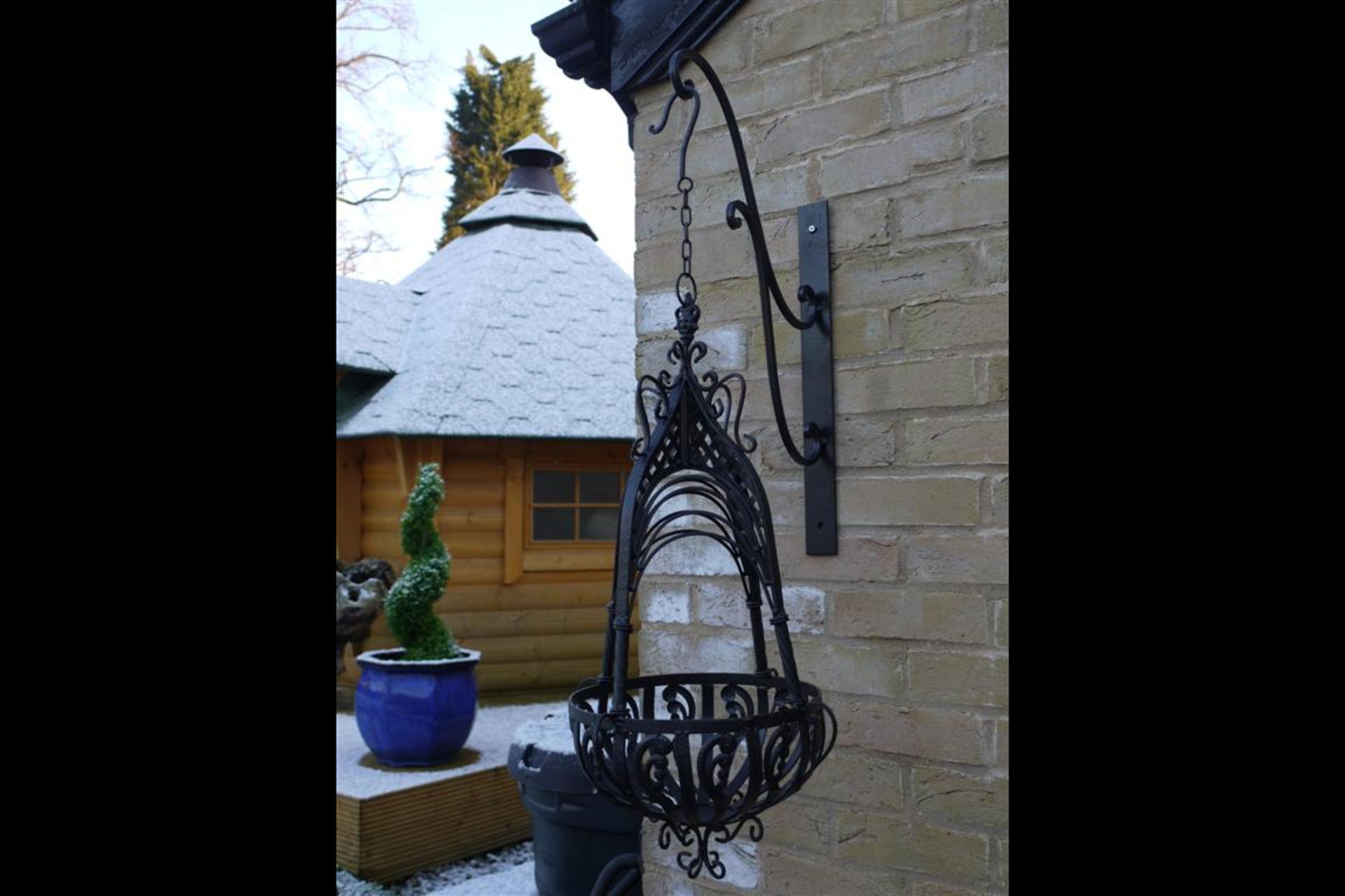 Set of 2 French Inspired Black Hanging Basket with Bracket