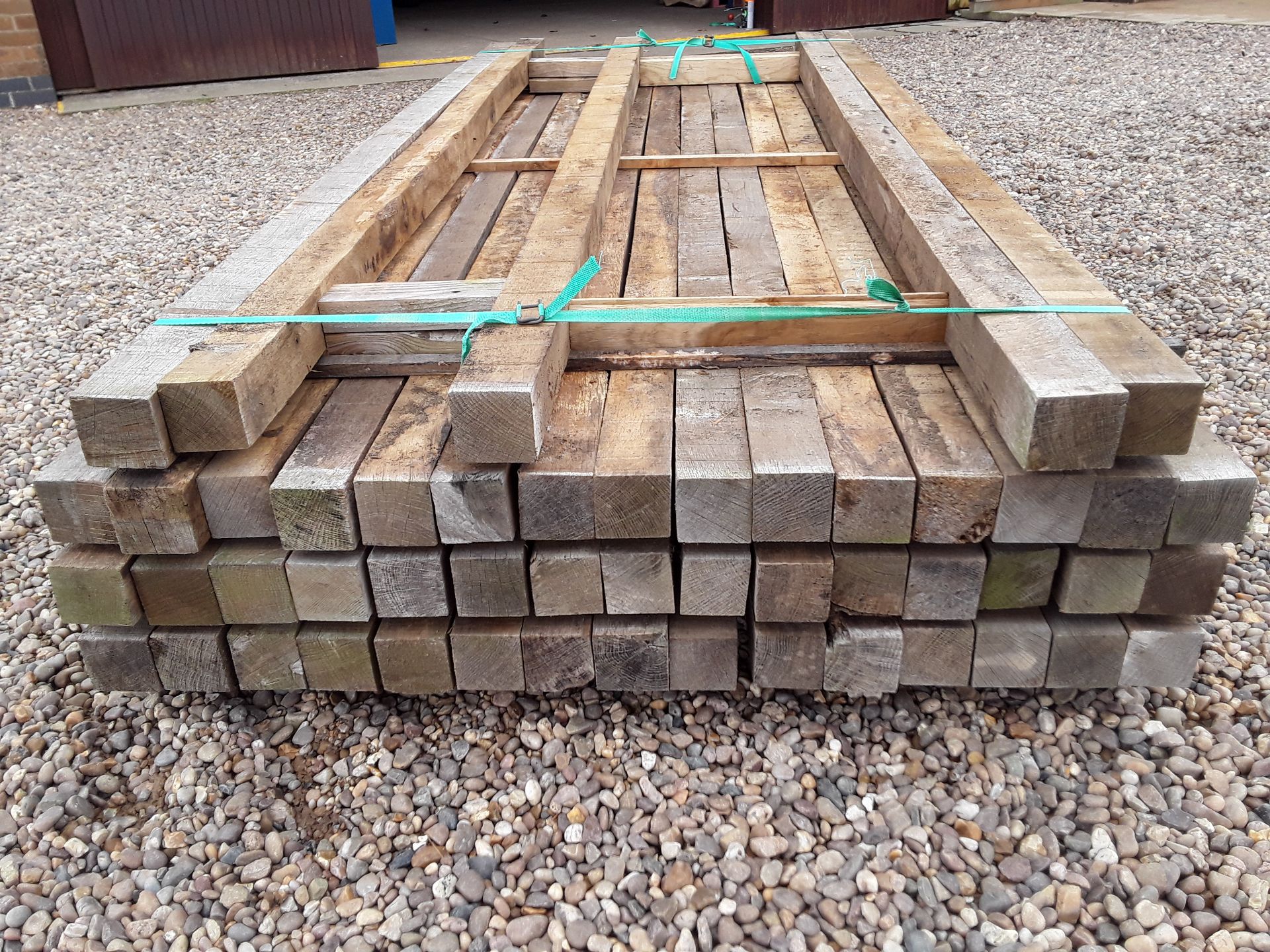 50 x Hardwood Air Dried Rustic Sawn English Oak Timber Posts - Image 5 of 5