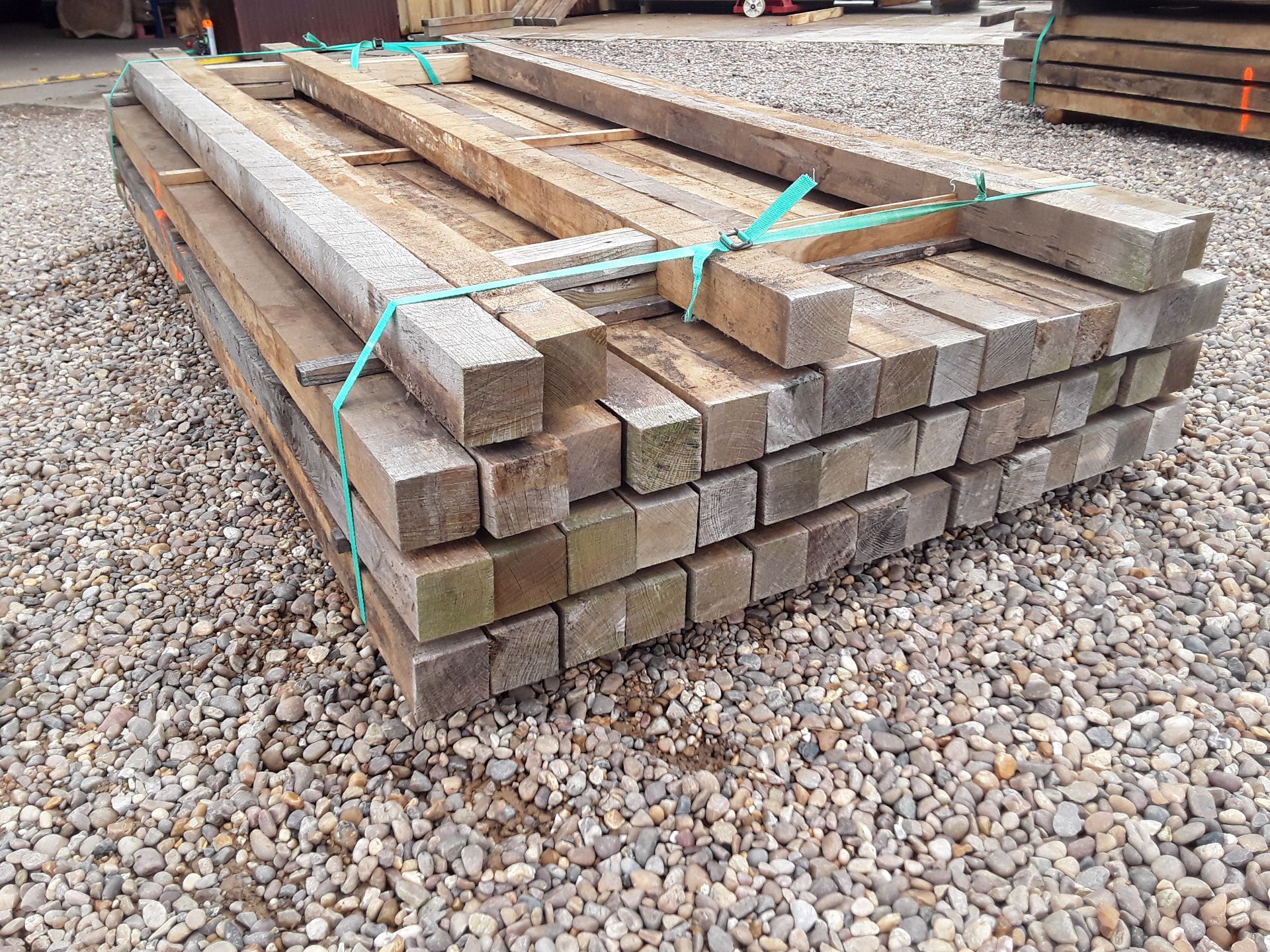 50 x Hardwood Air Dried Rustic Sawn English Oak Timber Posts - Image 4 of 5