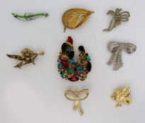 Set of 8 Vintage Brooches