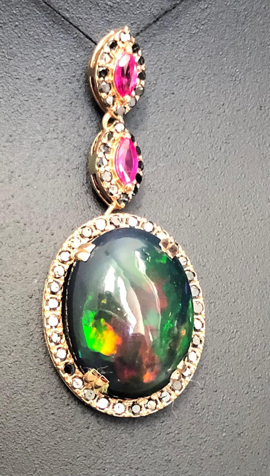 Beautiful Natural 5.40CTS Black Opal Pendant Ruby & Diamonds & 18k Rose Gold - Image 12 of 14