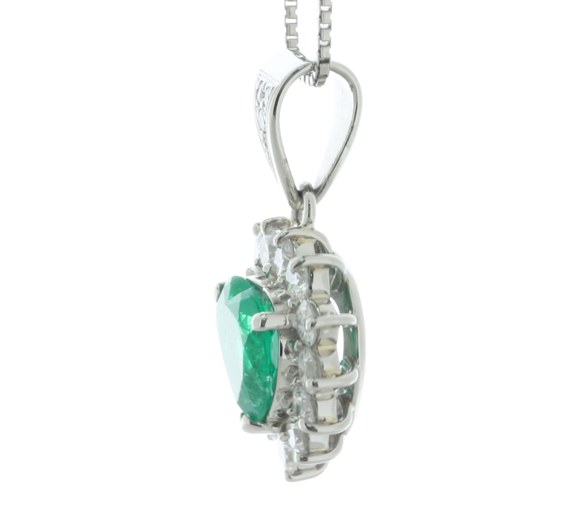 Platinum Diamond And Heart Shaped Emerald Pendant (E1.34) 0.87 Carats - Image 2 of 5