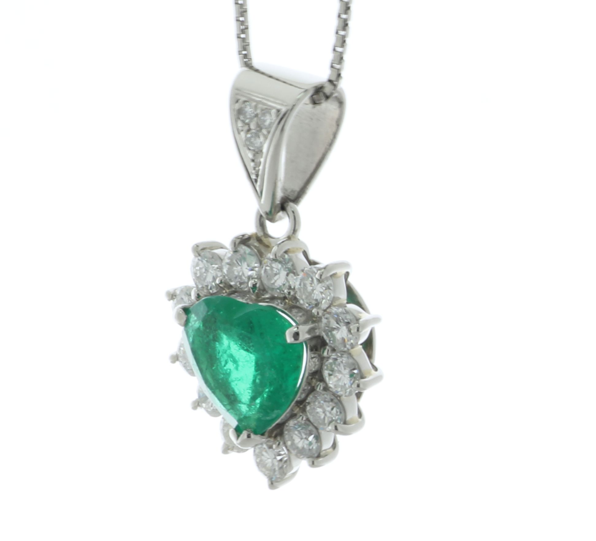 Platinum Diamond And Heart Shaped Emerald Pendant (E1.34) 0.87 Carats - Image 3 of 5