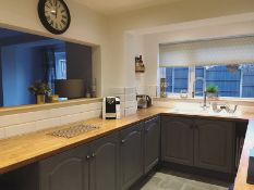Beautiful Wrens Solid Oak Double Width Kitchen Worktop. Very Heavy ! RRP £920 , 3m x 604mm x 60m...