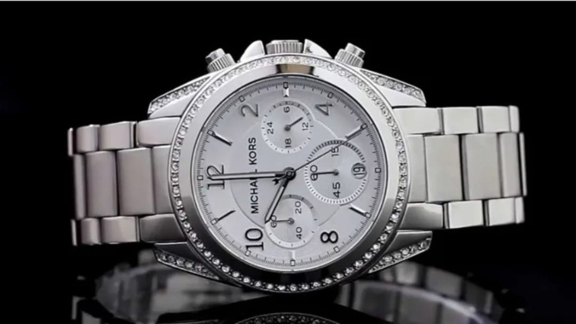 Michael Kors Mk5165 Women's Silver Bracelet Chronograph Quartz Watch - Image 3 of 6