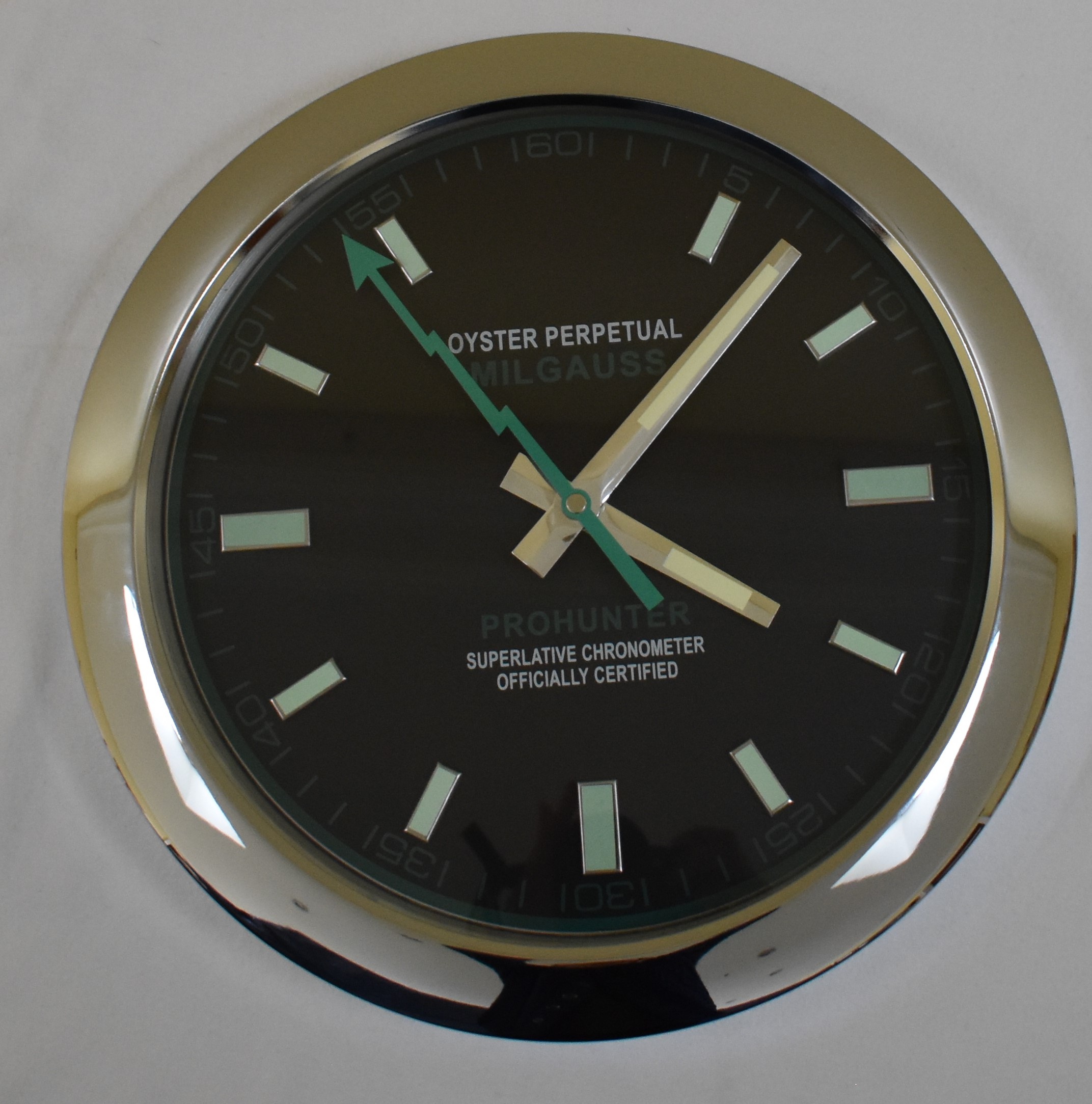 34 cm Silver body Black Dial clock - Image 2 of 2