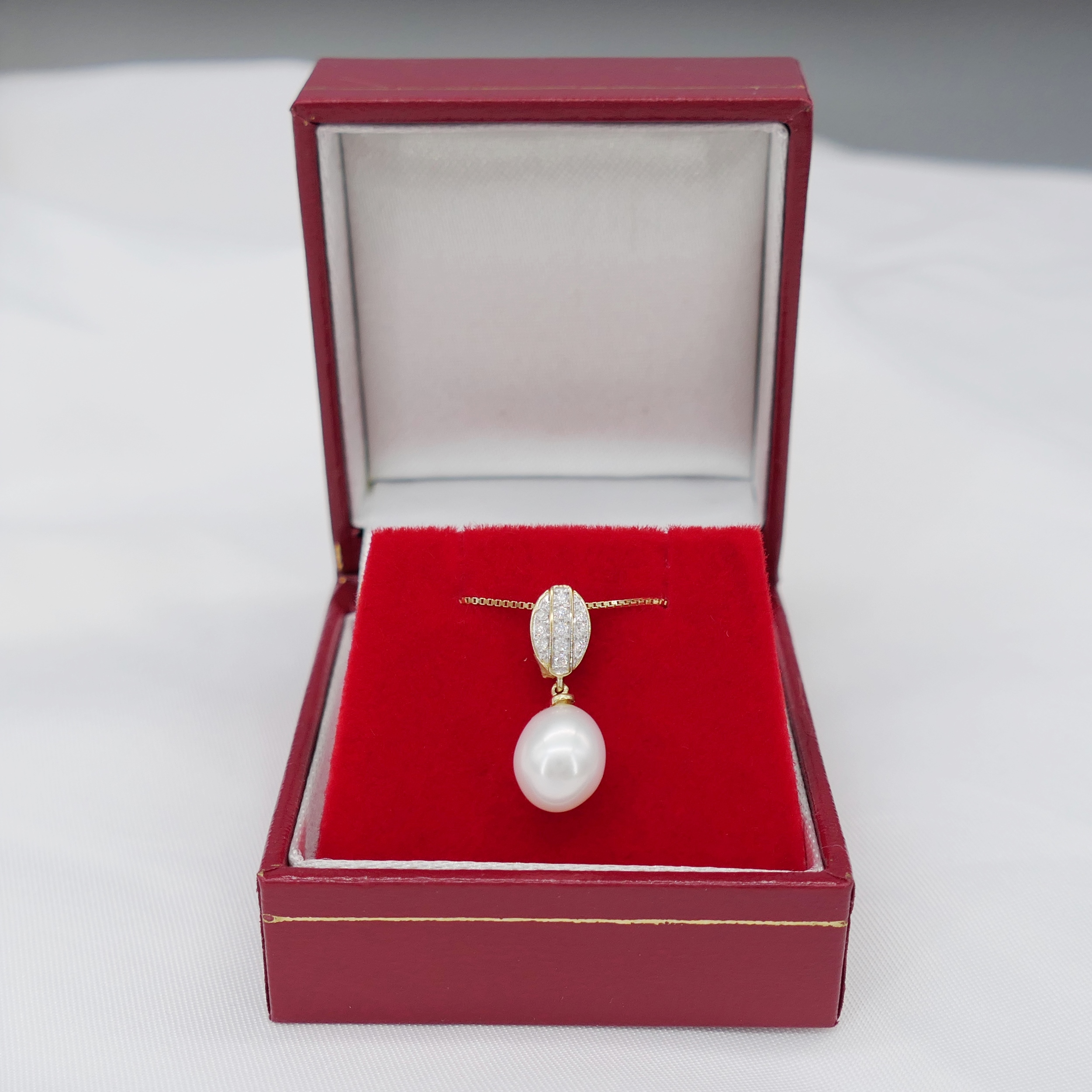 Cultured Pearl and Diamond Dress Necklace In Yellow Gold, Boxed - Image 5 of 6