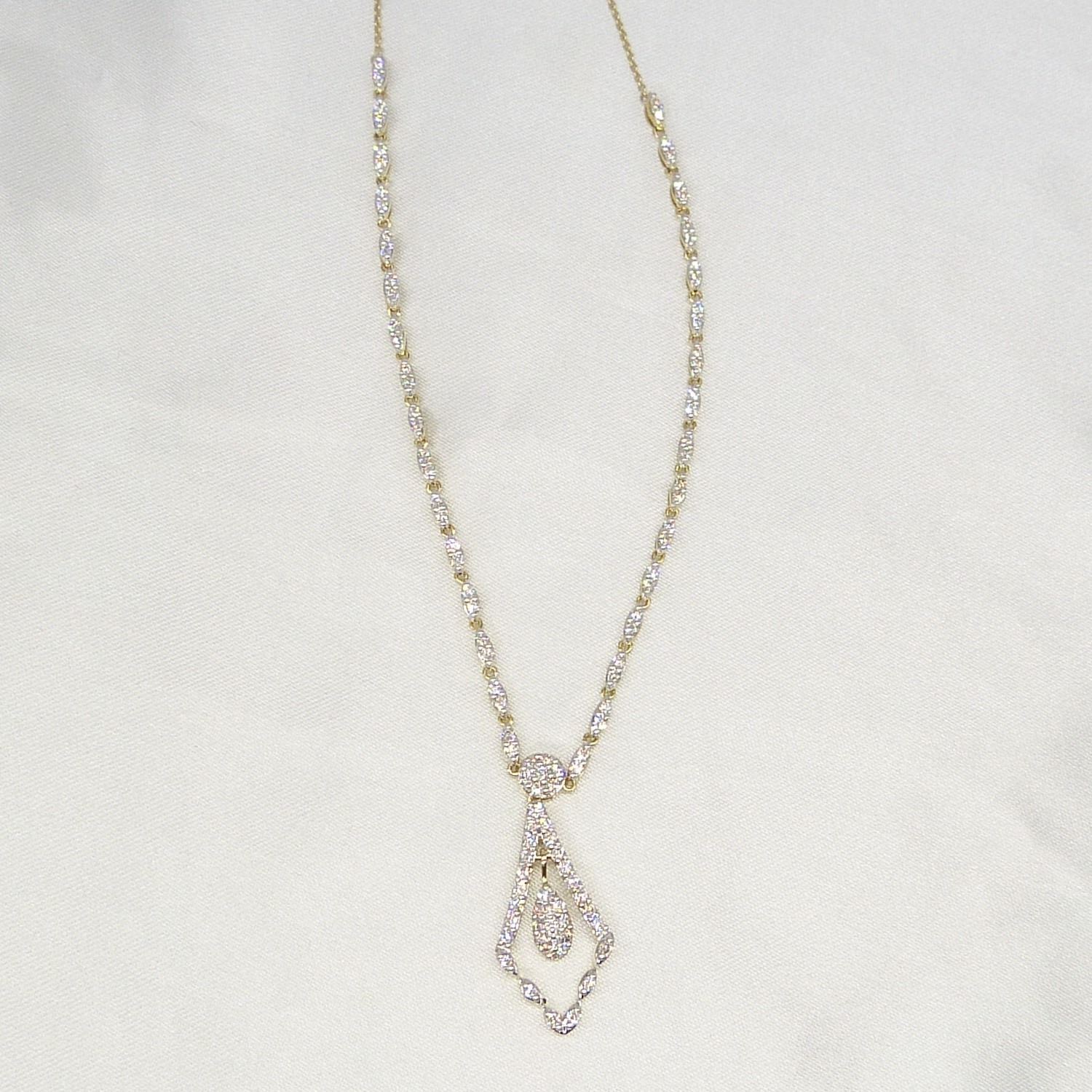 Exquisite Continental-Style Ornate 1.80 Carat Diamond-Set Necklace In 9ct Yellow Gold - Image 6 of 6