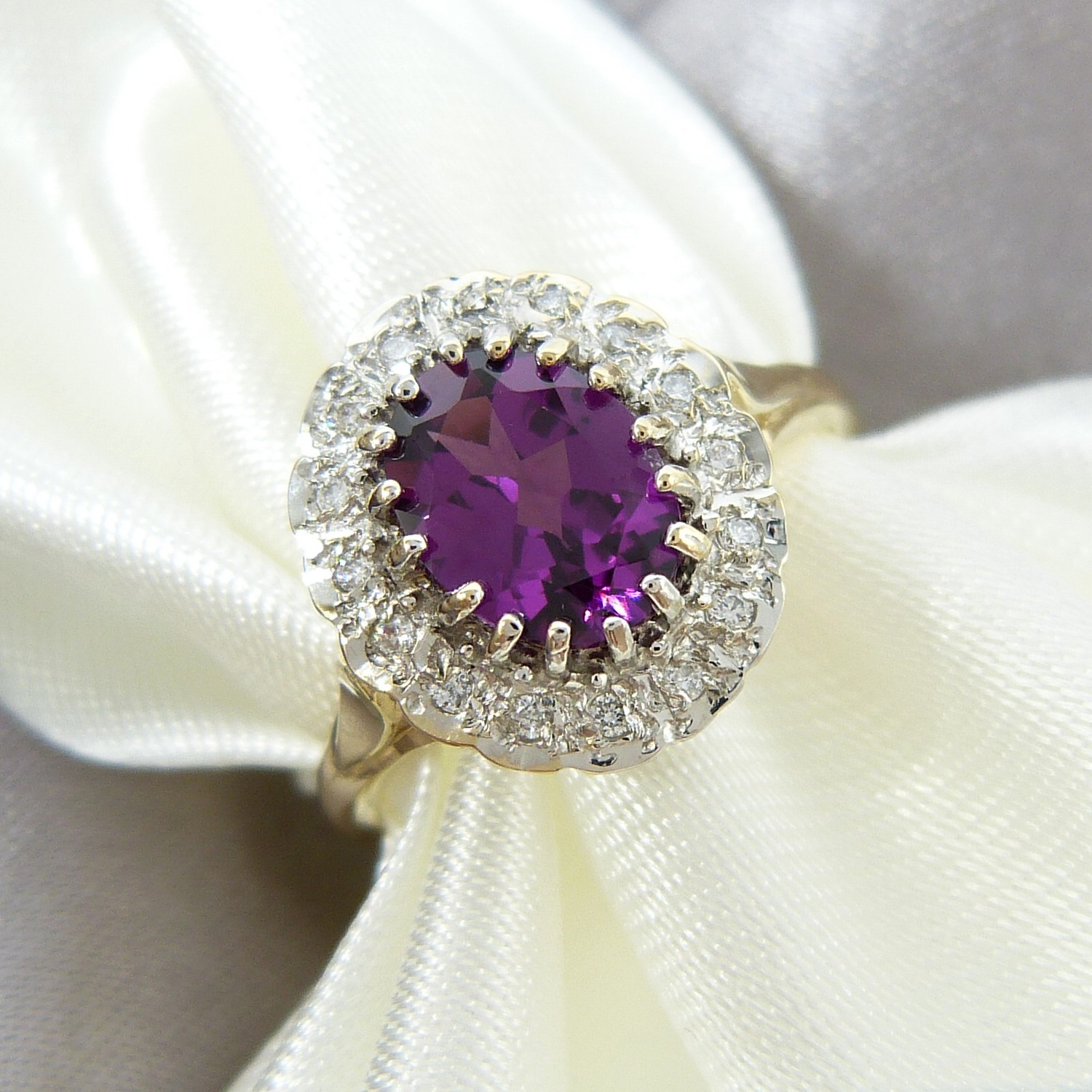 Distinctive Rhodolite Garnet and Diamond Cluster Ring In A Vintage Style - Image 2 of 7