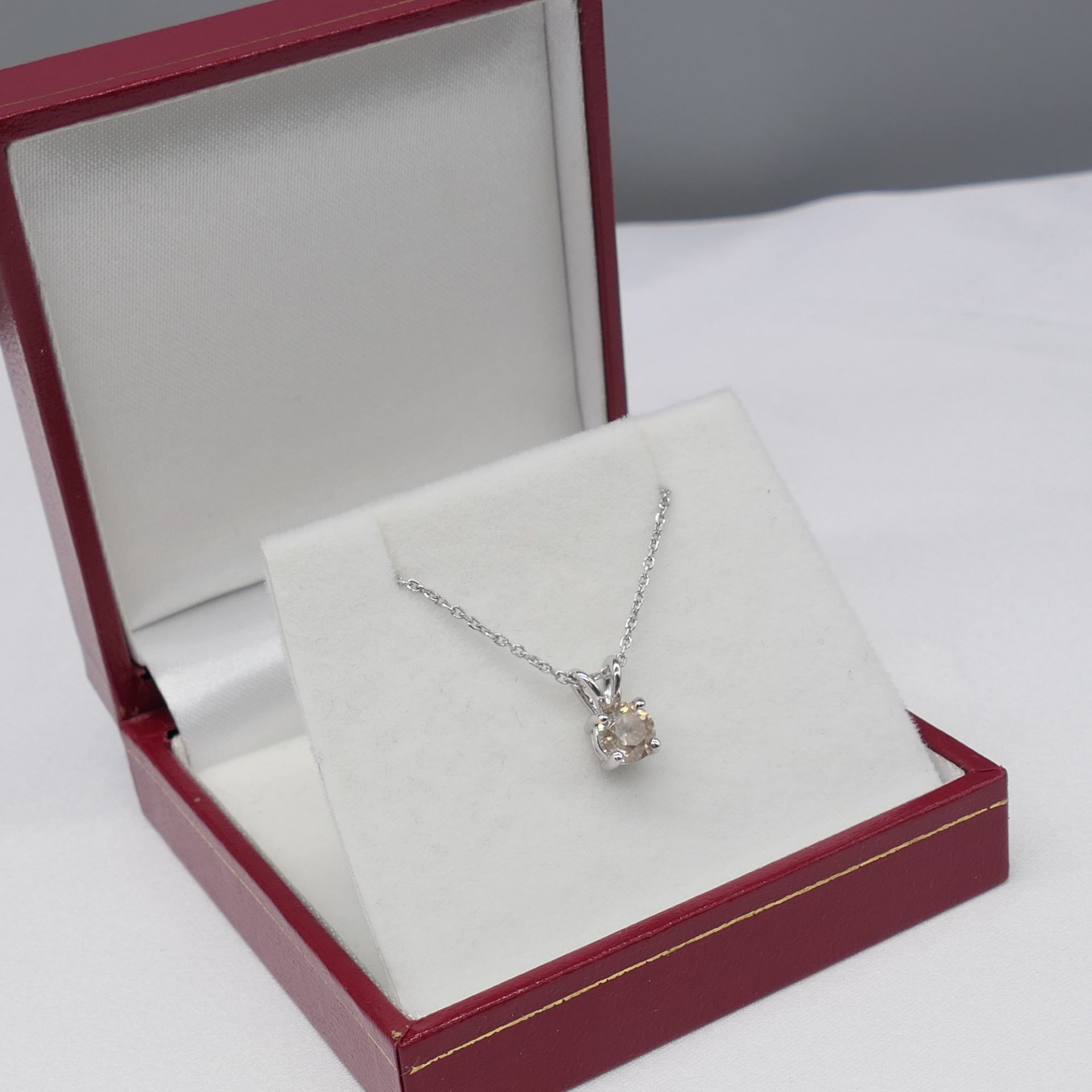 18ct White Gold 0.74 Carat Diamond Solitaire Pendant With Chain, Boxed - Image 5 of 7