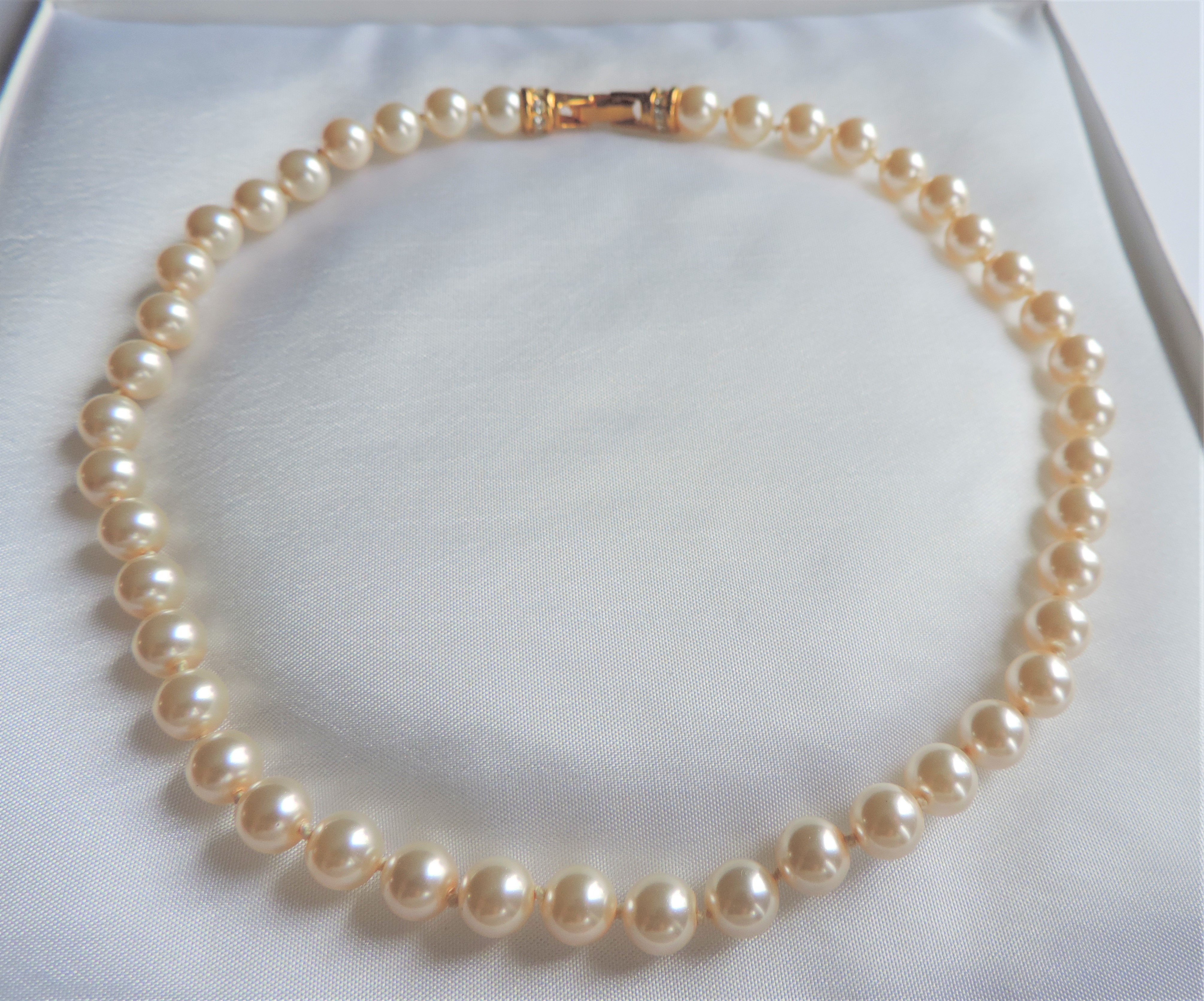 Single Strand Pearl Necklace with Gift Pouch - Image 2 of 3