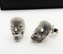 New Tresor Paris Sterling Silver Crystal Encrusted Skull Stud Earrings