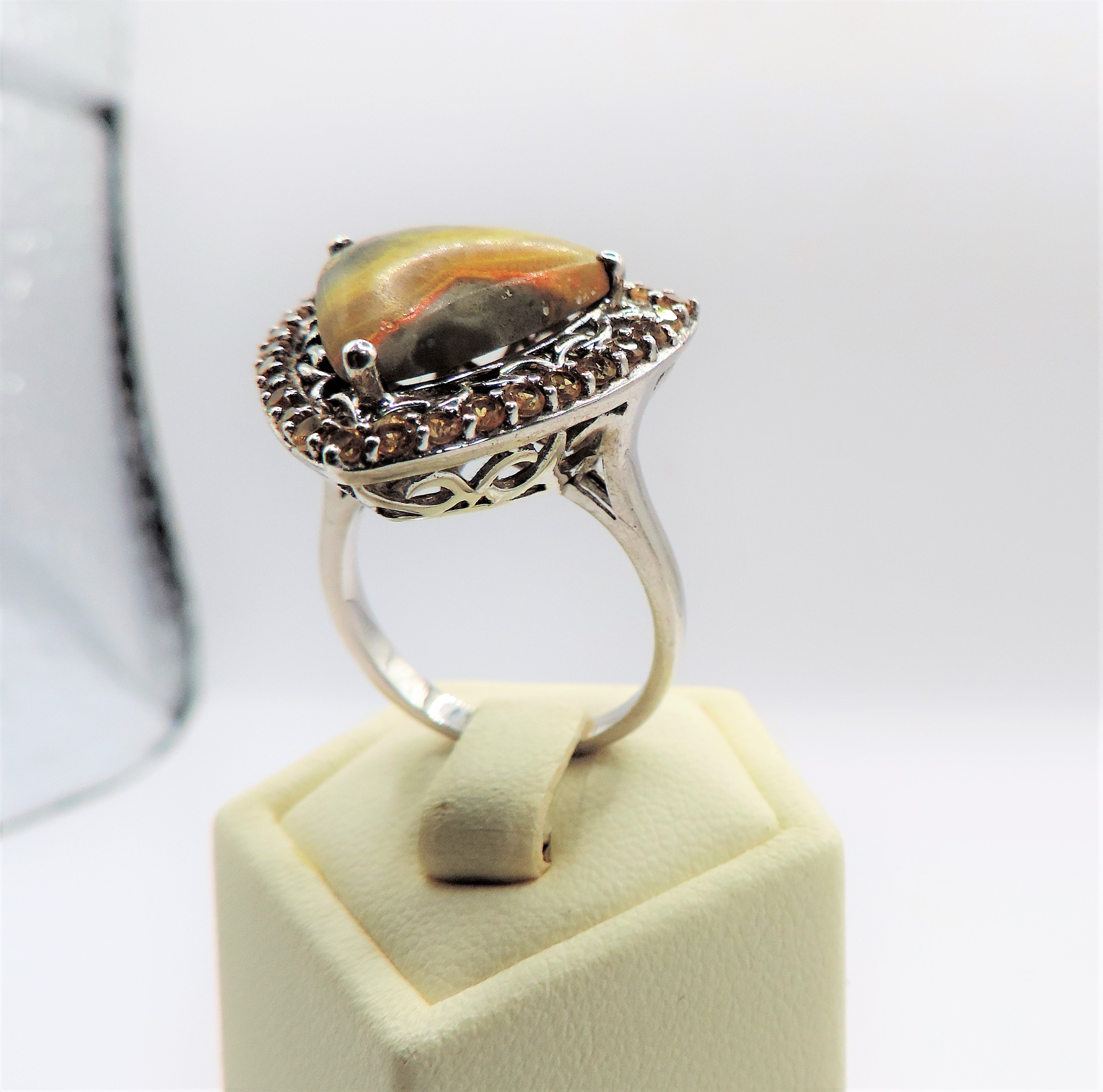 Sterling Silver 8CT Bumble Bee Jasper & Citrine Ring New with Gift Pouch - Image 5 of 7