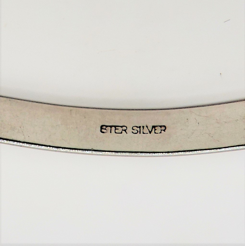 Vintage Sterling Silver Bangle - Image 5 of 5