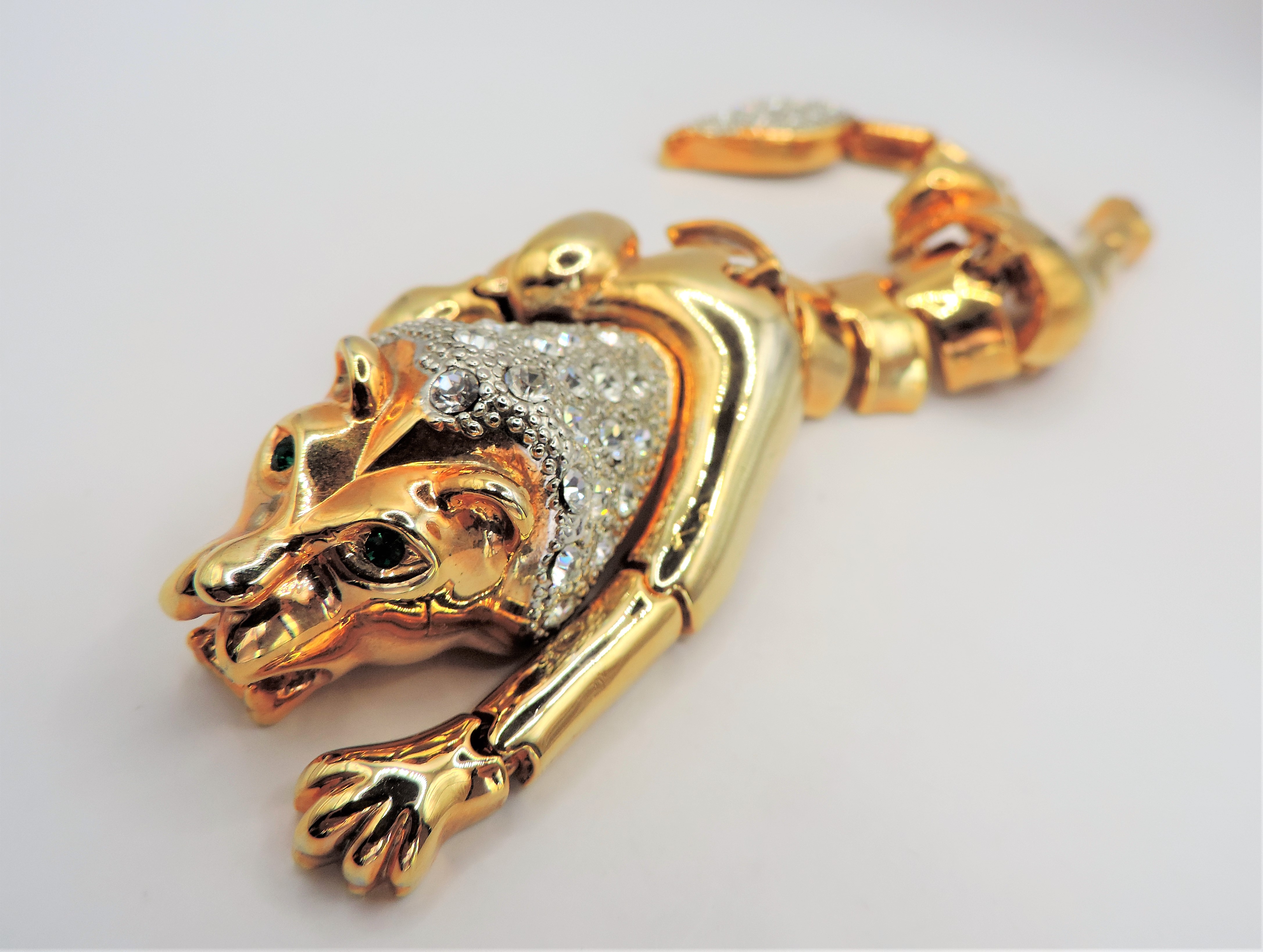 Vintage Articulated Gold Plated Crystal Lion Brooch 7 inches Long Circa 1980's - Image 5 of 8