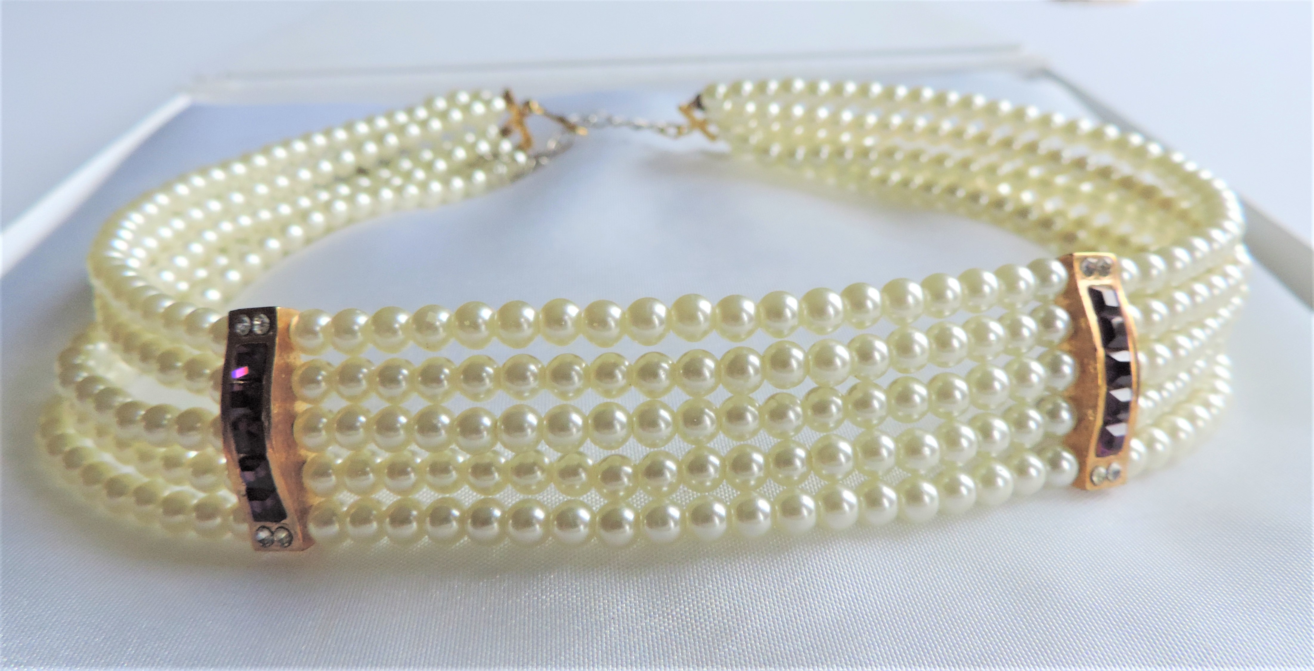 5 Strand Pearl Choker Necklace with Gift Box - Image 3 of 4