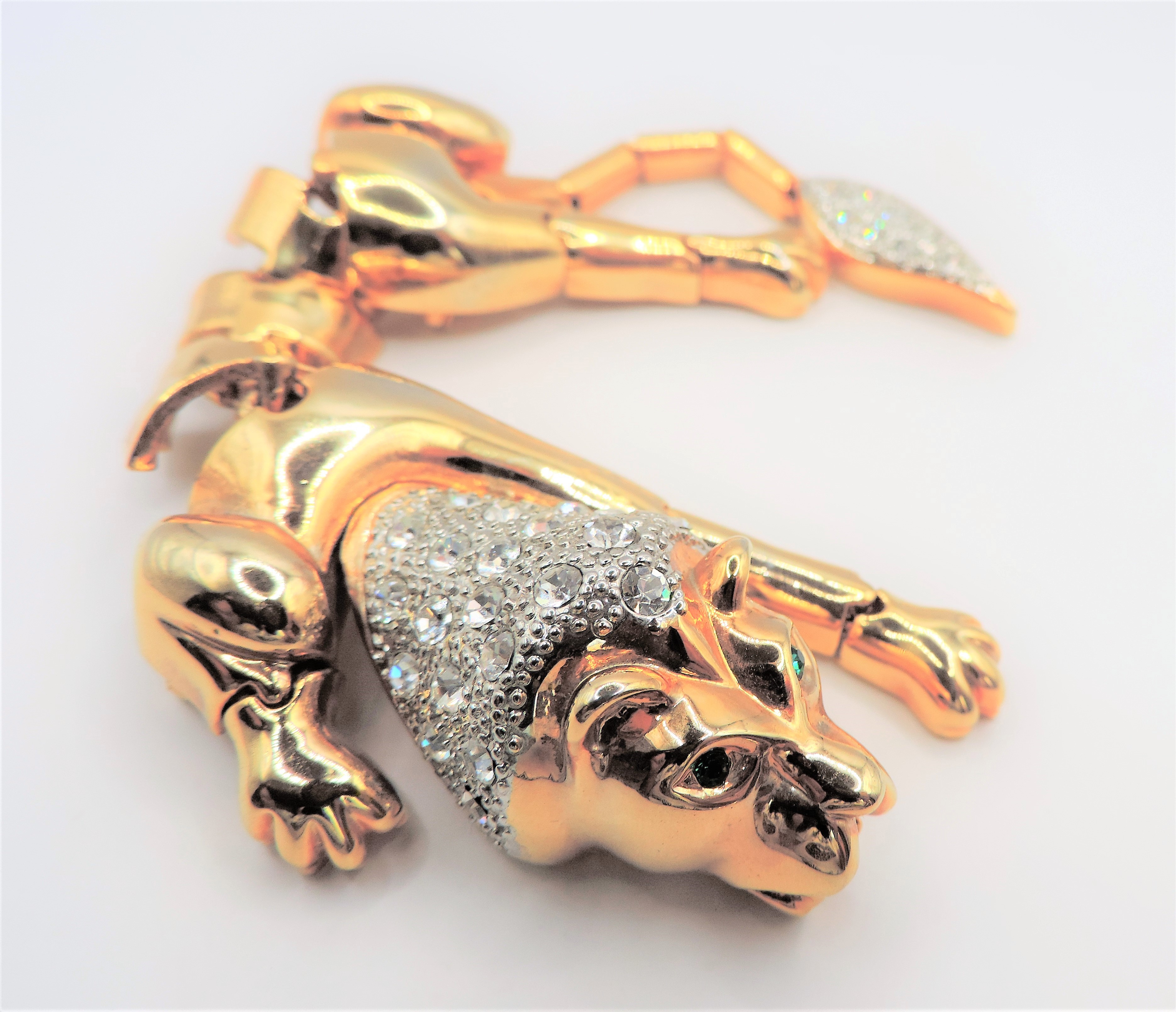 Vintage Articulated Gold Plated Crystal Lion Brooch 7 inches Long Circa 1980's - Image 8 of 8