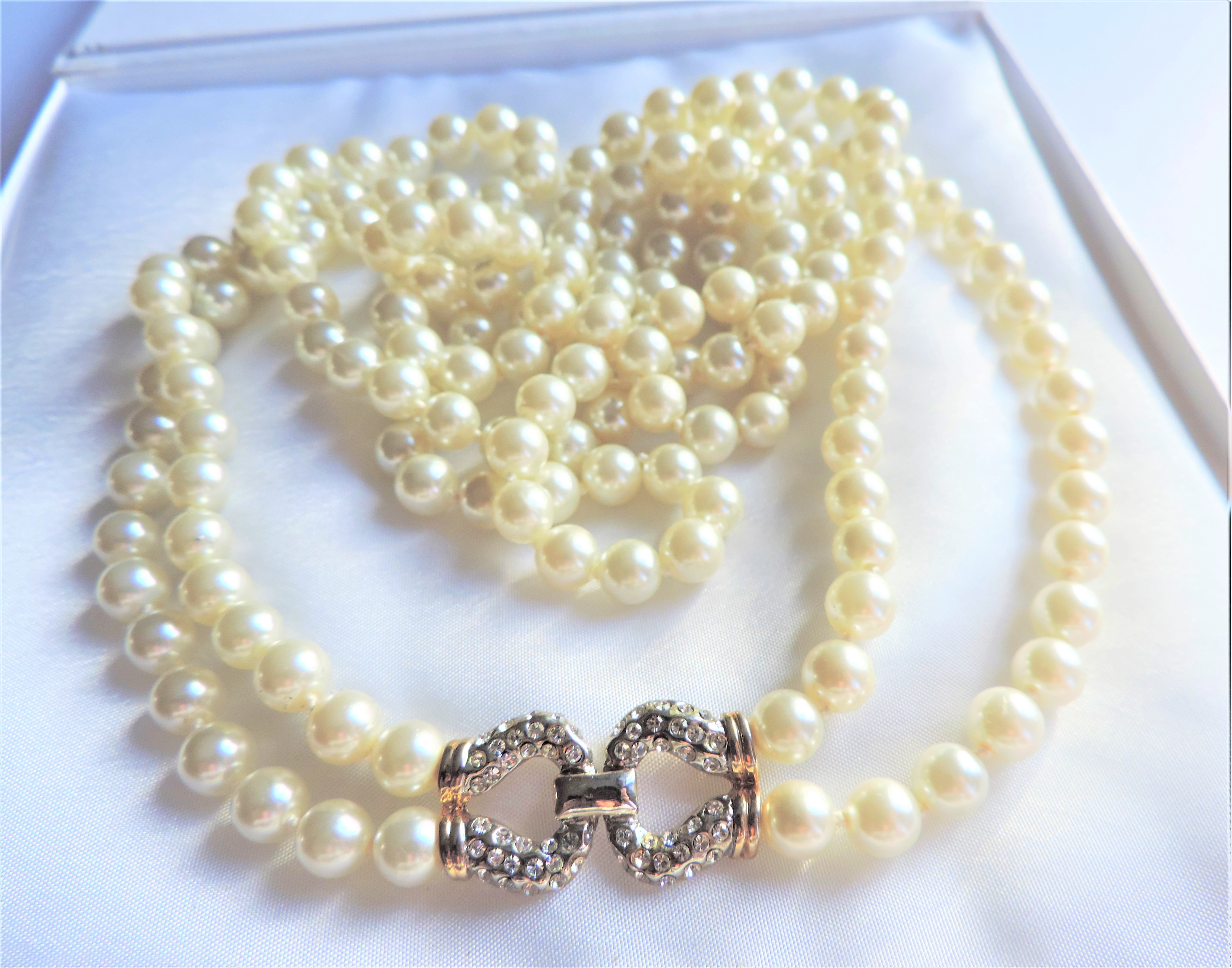 Double Strand Pearl Necklace Pearls 26"""" Long New with Gift Box - Image 2 of 4