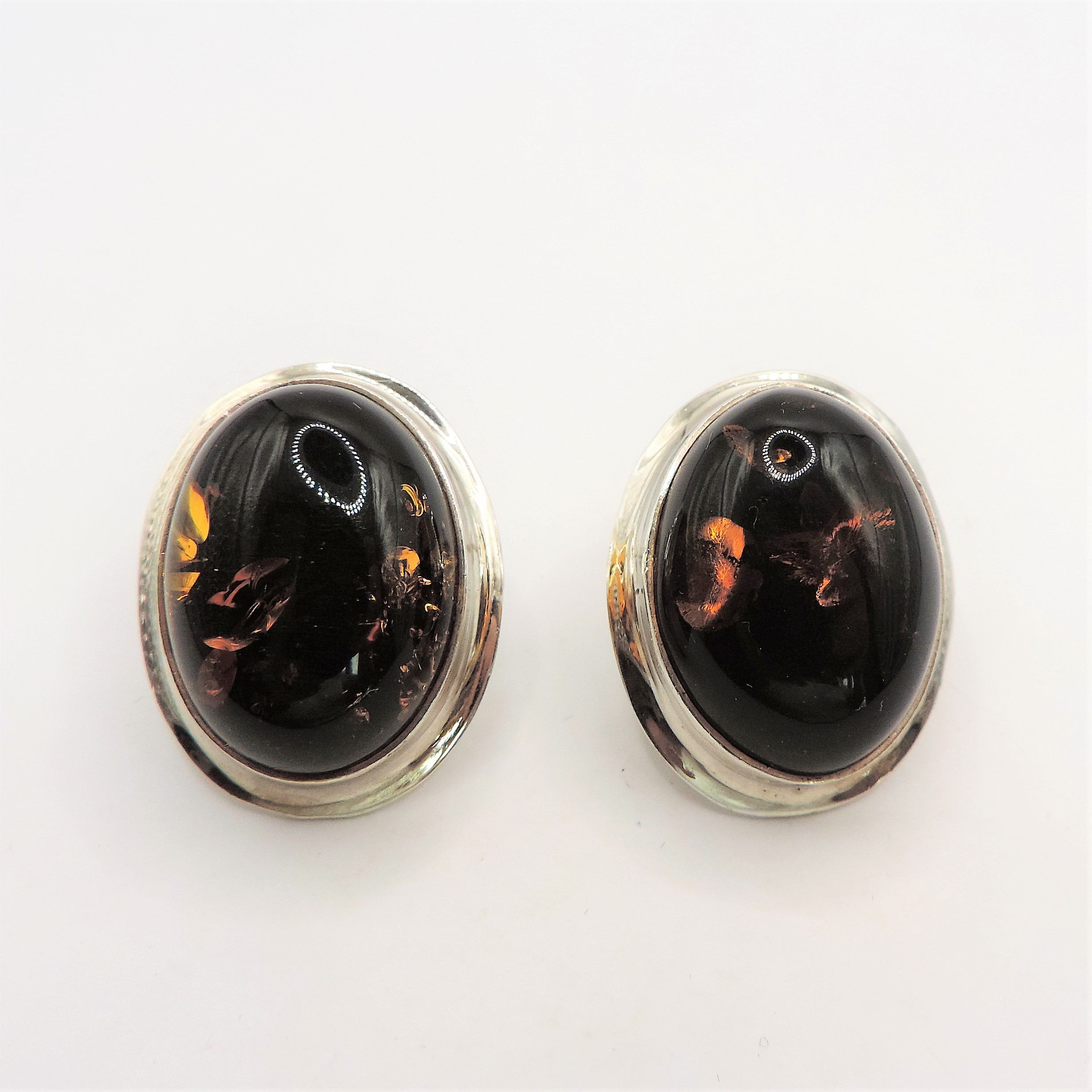 Sterling Silver 2.5 x 2.0 cm Oval Baltic Amber Stud Earrings with Gift Pouch - Image 2 of 4