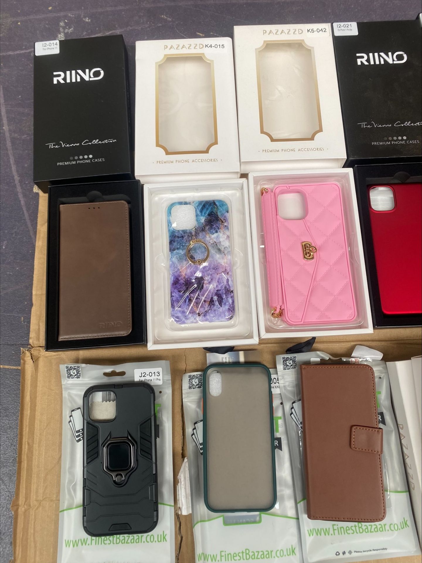 Job Lot 5K Units iPhone, Samsung, Air Pod, Apple Watch, Charging Cables, Phone Cover Accessories - Image 15 of 20