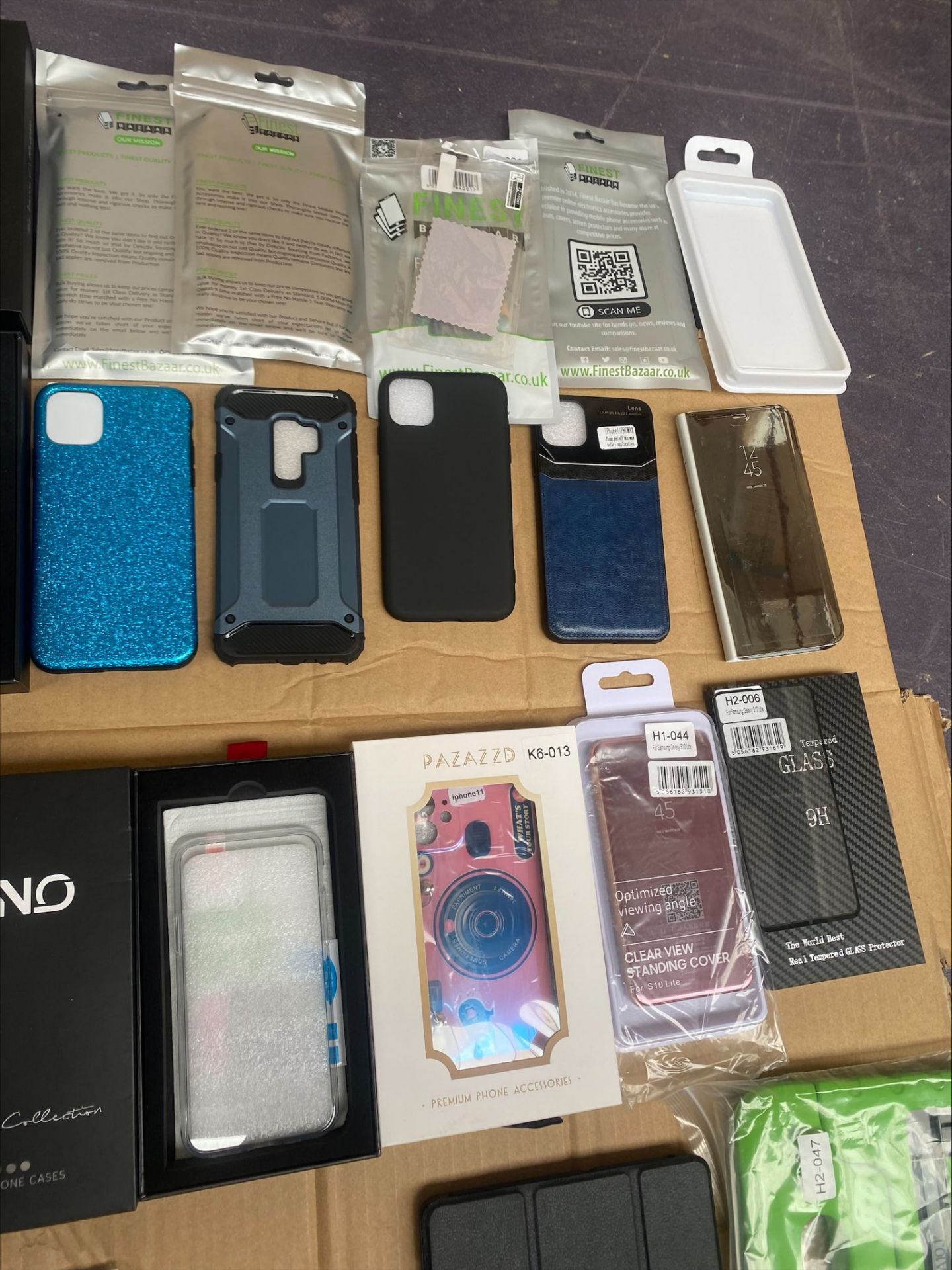Job Lot 5K Units iPhone, Samsung, Air Pod, Apple Watch, Charging Cables, Phone Cover Accessories - Image 14 of 20
