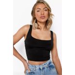 BLACK DOUBLE LAYER SCOOP NECK STRAPPY CROP TOP