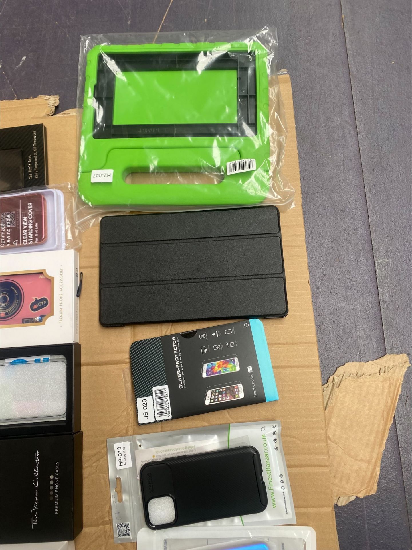 Joblot 50K Units iPhone, Samsung, Airpod, Apple Watch, Charging Cables, Phone Covers Accessories - Image 43 of 52