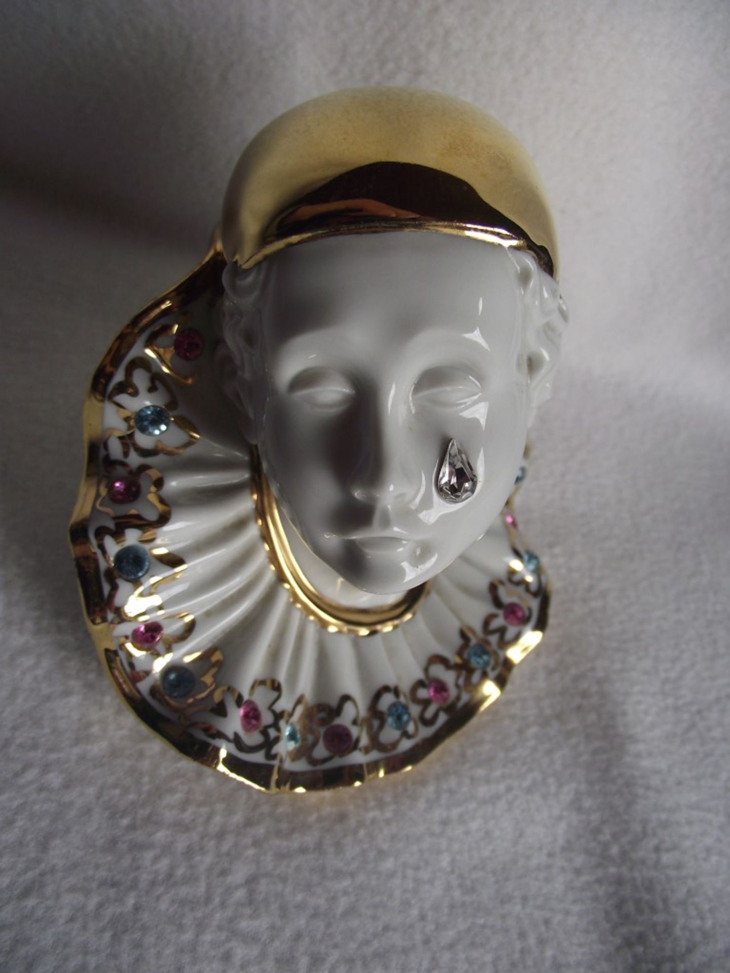 1980's Limoges Pierrot Clown With Swarovski Crystal Teardrop & 24k Gold Detail. - Image 3 of 15