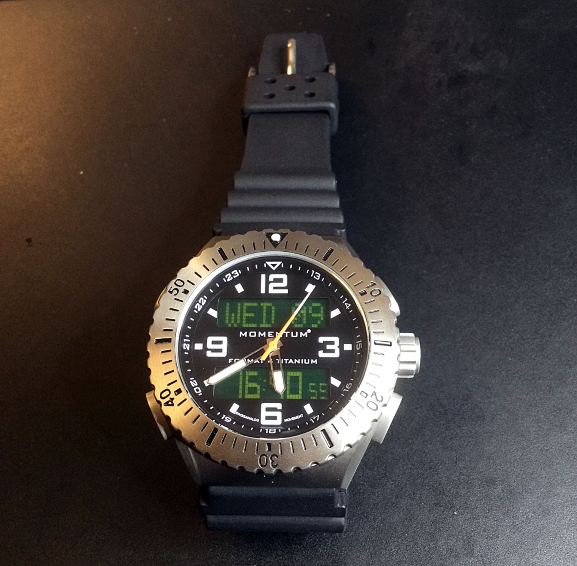 St Moritz Momentum Series 003 4 Titanium Diver