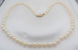 Akoya Cultured Pearl Necklace 18 inches 9k Gold Clasp