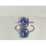 Beautiful 3.05 CT Natural Ceylon Cornflour Blue Sapphire Diamonds & 18k Gold