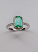 Beautiful Natural Emerald With Natural Diamonds & 18k Gold