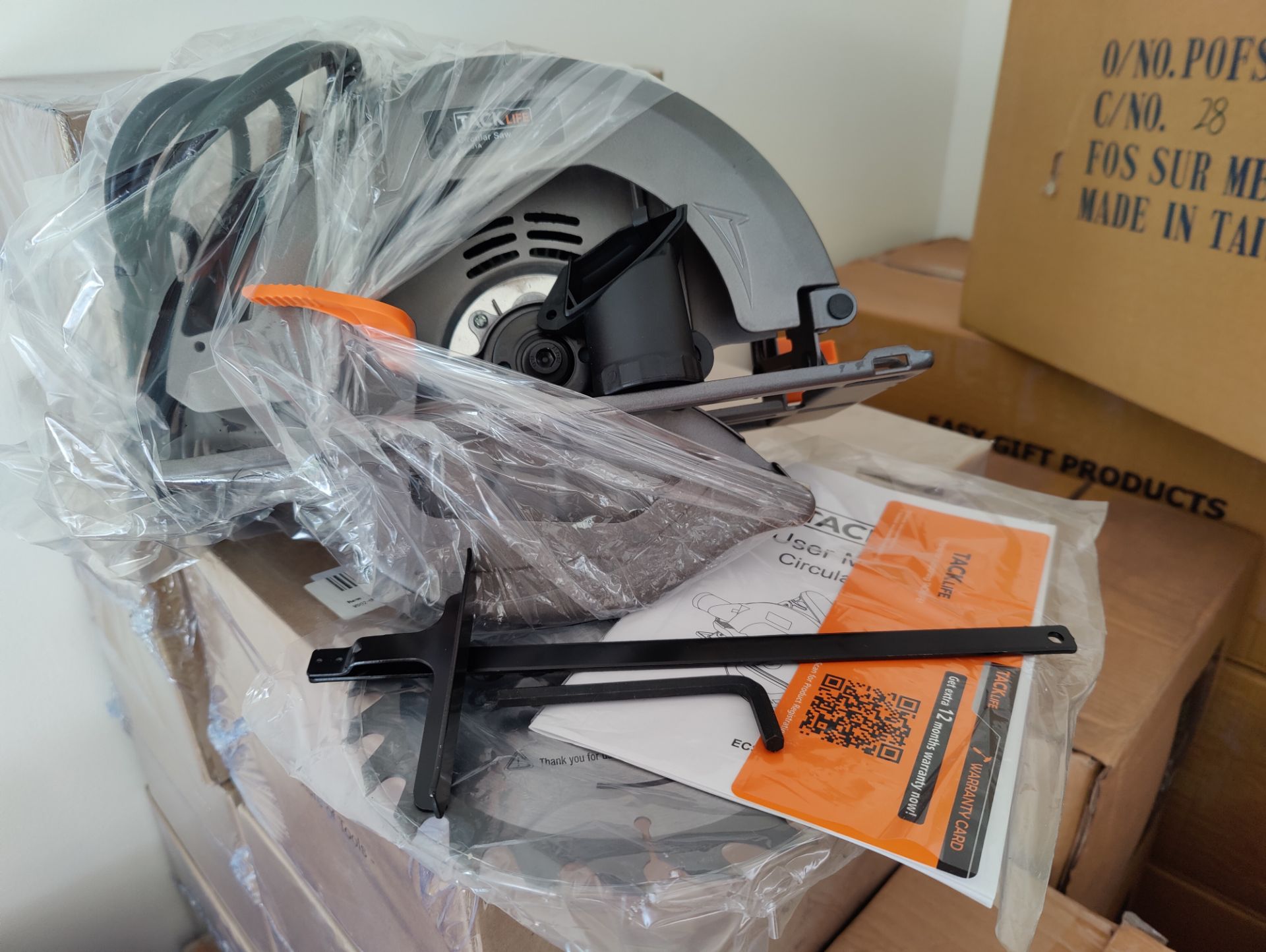 2 x Trade Lot New Boxed Tacklife Electric Circular Saw,1500W, 5000 RPM With Bevel Cuts 2-3/5' - Image 3 of 4