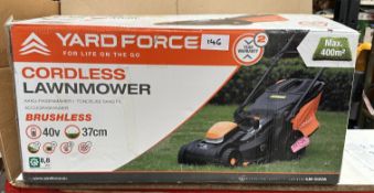 Yardforce Cordless Lawnmower. RRP £200. Grade U