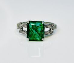 Beautiful Natural 2.64 CT Emerald Ring With Natural Diamonds & Platinum 950