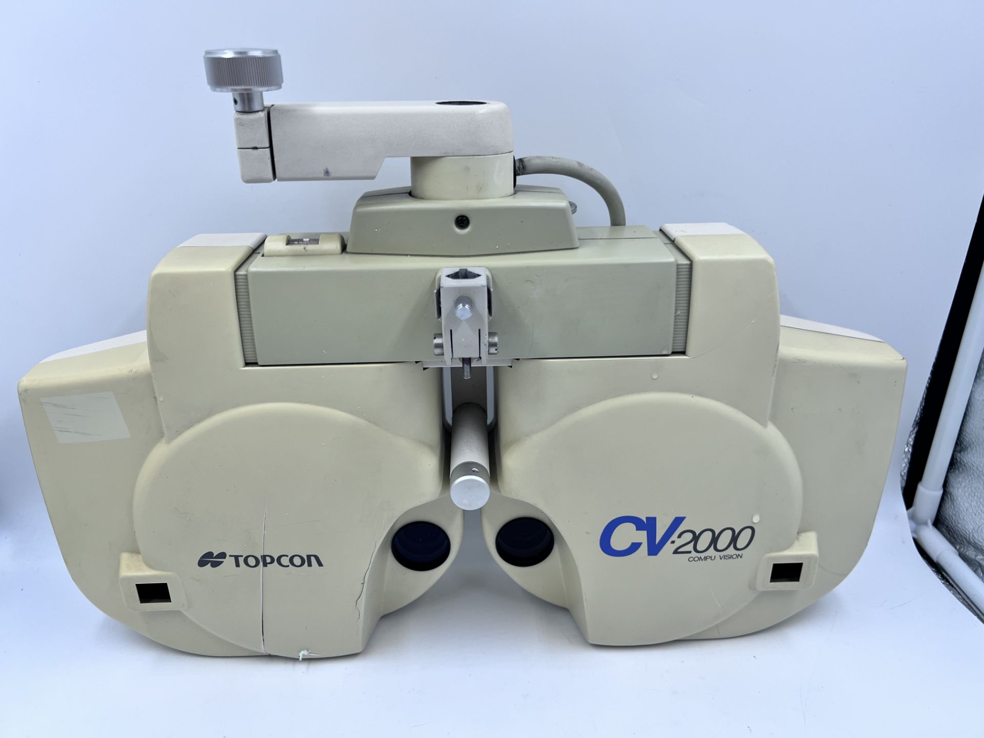 Topcon CV-2000 Compu Vision System Digital Phoroptor - Bild 2 aus 3
