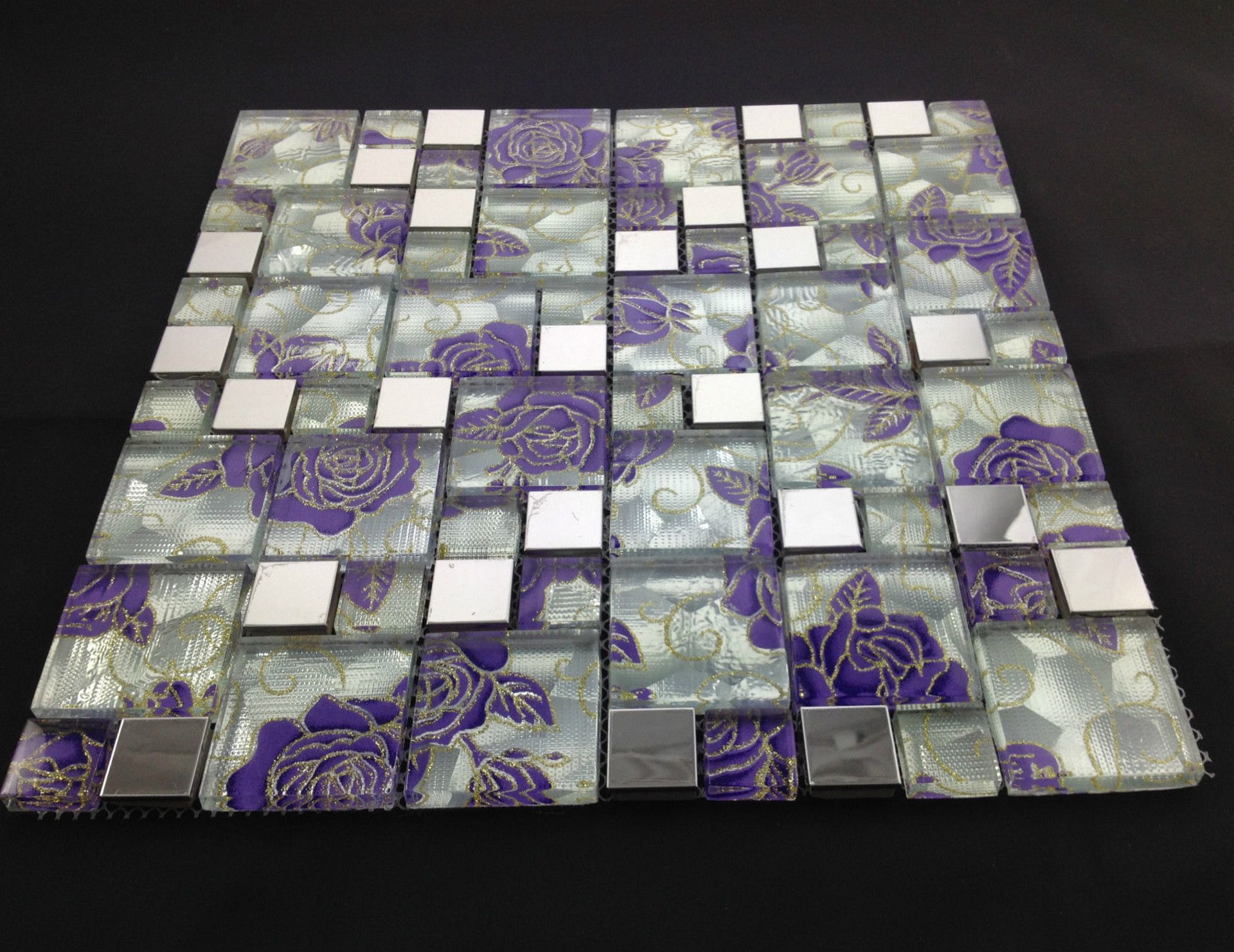 10 Square Metres - High Quality Glass/Stainless Steel Mosaic Tiles - Image 2 of 5