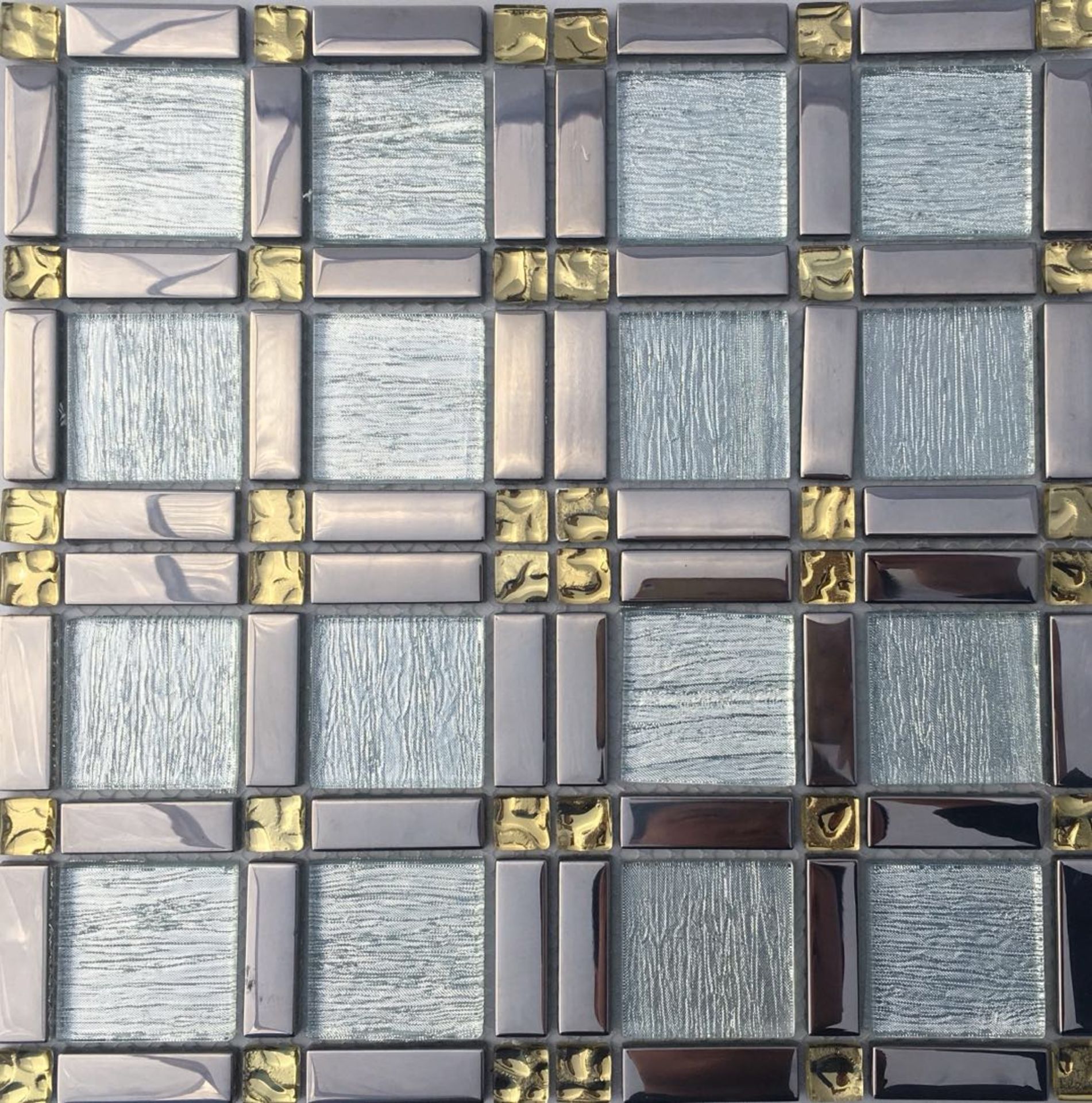 One Square Metre - Stock Clearance High Quality Glass/Stainless Steel Mosaic Tiles - 11 Sheets - Bild 2 aus 2