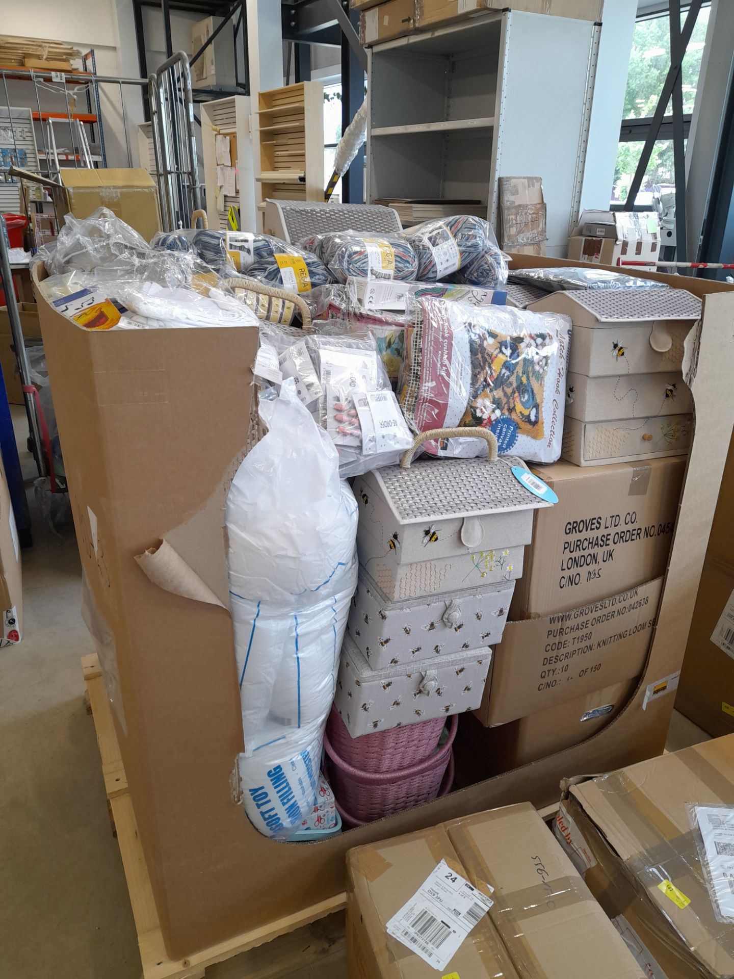 Mixed Pallet of Craft and Hobby Returns RRP £4000+ (29) - Bild 4 aus 10